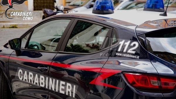 Botte, umiliazioni e minacce di morte alla compagna: arrestato