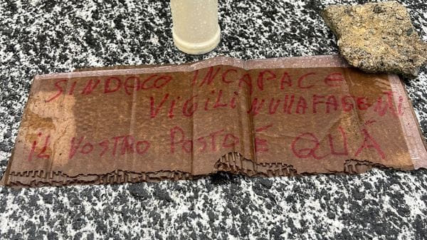 L’ordinanza “anti movida”: ancora minacce al sindaco
