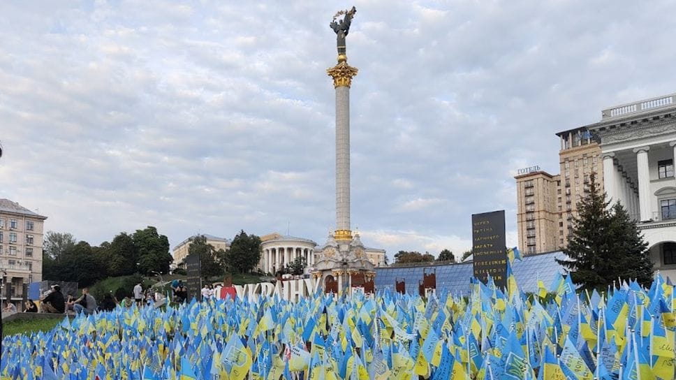 Trentacinque anni di indipendenza ucraina: «Prima del 2022 gli italiani non ci conoscevano. Scrivo per avvicinarci»