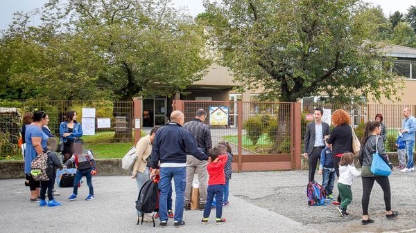 A Como meno studenti ma più bisogni