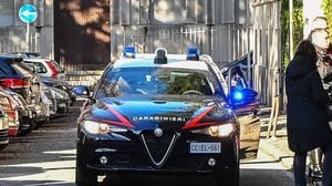 Tenta la truffa della figlia malata e viene arrestata
