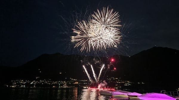 «Basta con i fuochi artificiali». Già raccolte 1.500 firme