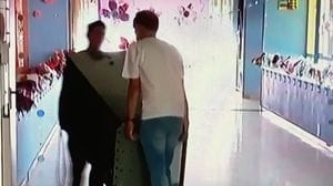 Le condizioni della scuola di via Fiume: «Inadatta per ragioni igieniche e terzo piano inagibile»
