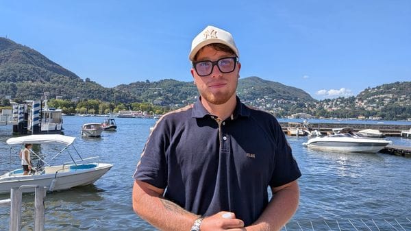 Tensione al porticciolo di Sant’Agostino: «Io spinto dai vigili e finito in ospedale»