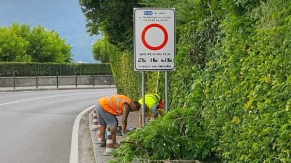Statale Regina, da oggi senso unico per camper, roulotte e auto con carrelli
