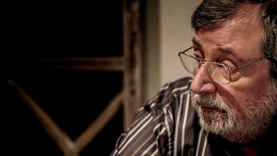 Addio a Francesco Guccini. È stato uno dei più grandi cantautori italiani