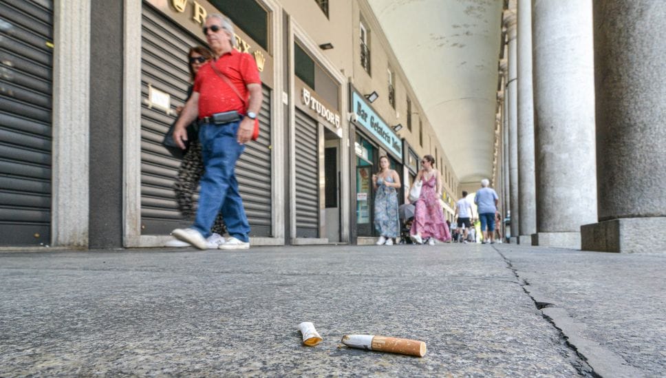 Mozzicone o scontrino gettati in strada?  Supermulta del Comune: 200 euro