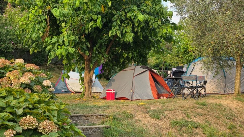 Tremezzina, ordinanza anti roulotte e carrelli: «Penalizza noi camping e i turisti»