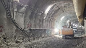 Il cantiere della Variante: a Colonno ora scavi regolari