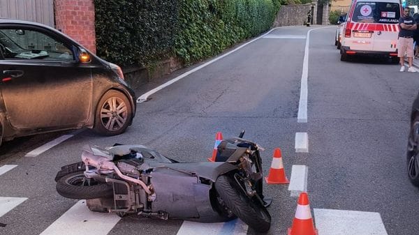 Cernobbio, incidente in via Regina: giovane di 19 anni in ospedale 