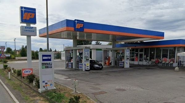 Mozzate, malore mentre passeggia: gravissimo un uomo di 68 anni