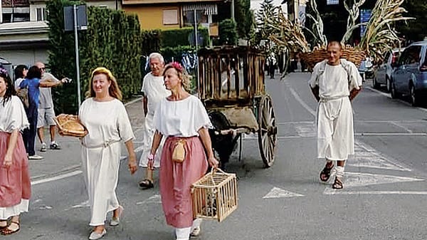 Palio delle cinque contrade. Fenegrò torna al medioevo