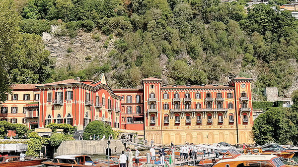 Gli scafi della dolce vita. Da Sophia Loren ai miti Riva e Abbate