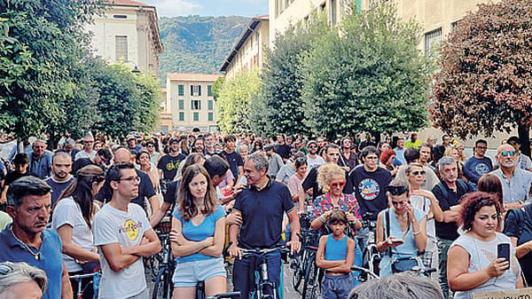 Il popolo dei ciclisti: «Mai così tanti. Ora il sindaco ci ascolti»