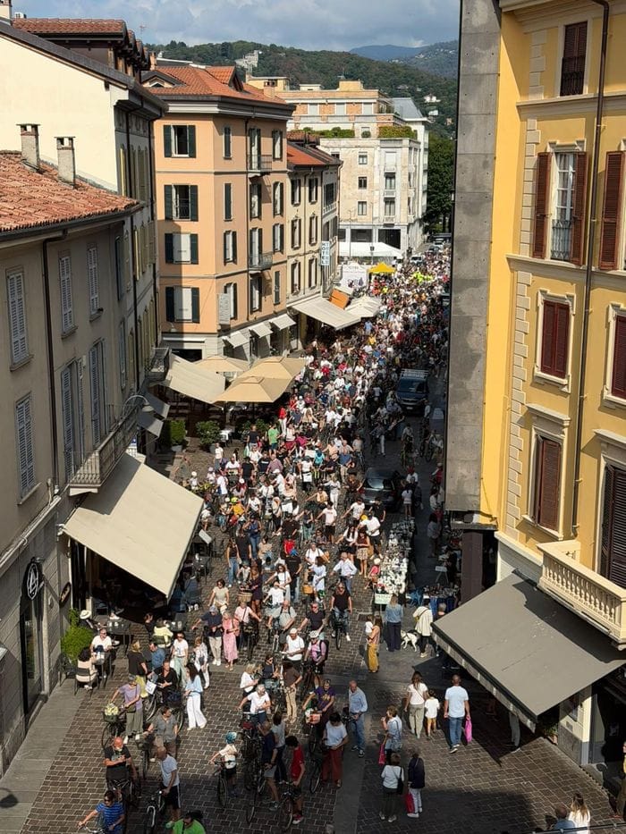Il popolo dei ciclisti: «Mai così tanti. Ora il sindaco ci ascolti»