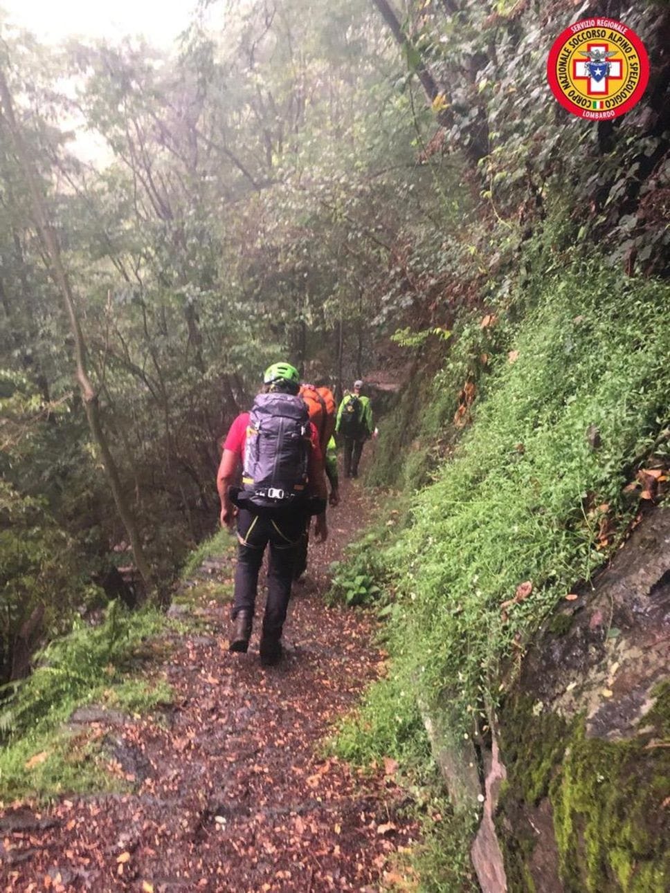 Donna dispersa mentre cerca funghi, proseguono le ricerche 