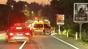 Lambrugo, frontale sulla Briantea: tre persone ferite in modo serio 