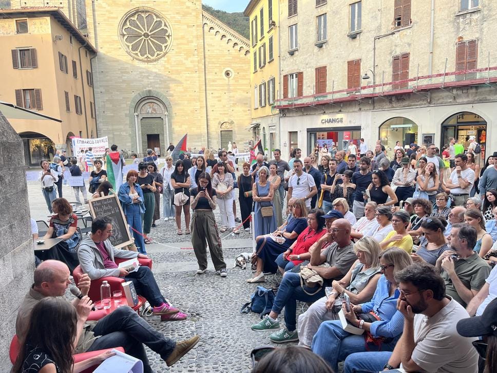 “Max, Misha e l’offensiva del Tet”: a Como il libro anomalo che piace a tutti