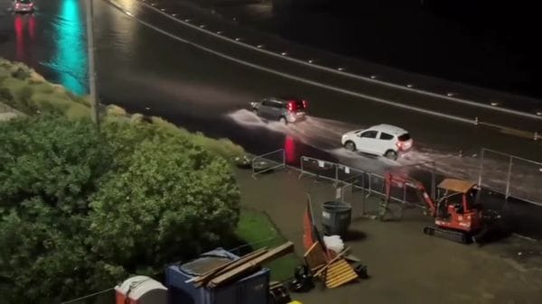 Lungolago allagato per il temporale