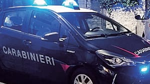 Botte e coltellata in piazza Indagato un giovane  straniero