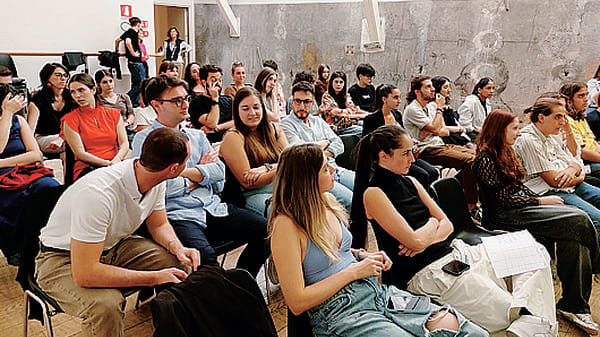 Una battaglia di versi Giovani poeti al Sociale