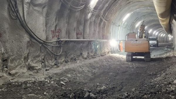 Variante, a Colonno “volate” ogni giorno. E aumentano gli operai: 120 al lavoro