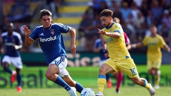 Como, brutto stop a Frosinone. Sconfitto 2-0