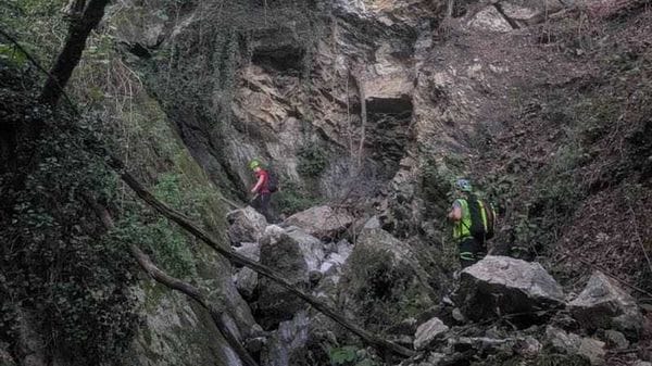 Donna scomparsa a Civenna: le ricerche del Soccorso alpino
