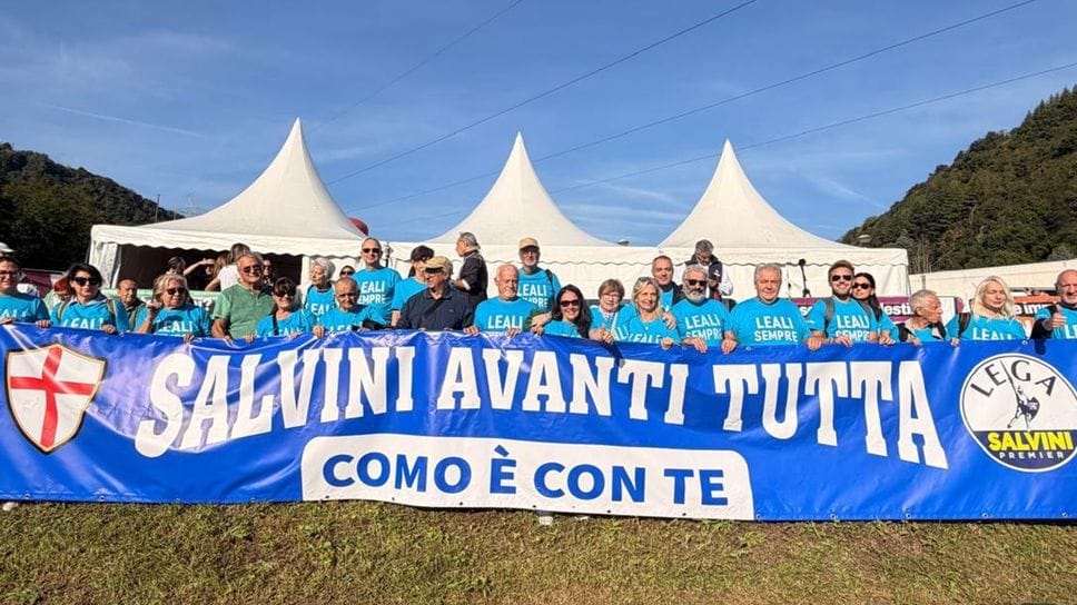 Pontida spinge Salvini verso il congresso. I comaschi: noi con lui