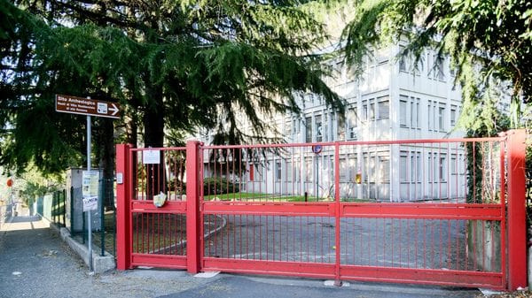 Riorganizzazione scuole: «Non smembrate la “Gianni Rodari”». L’appello di una mamma