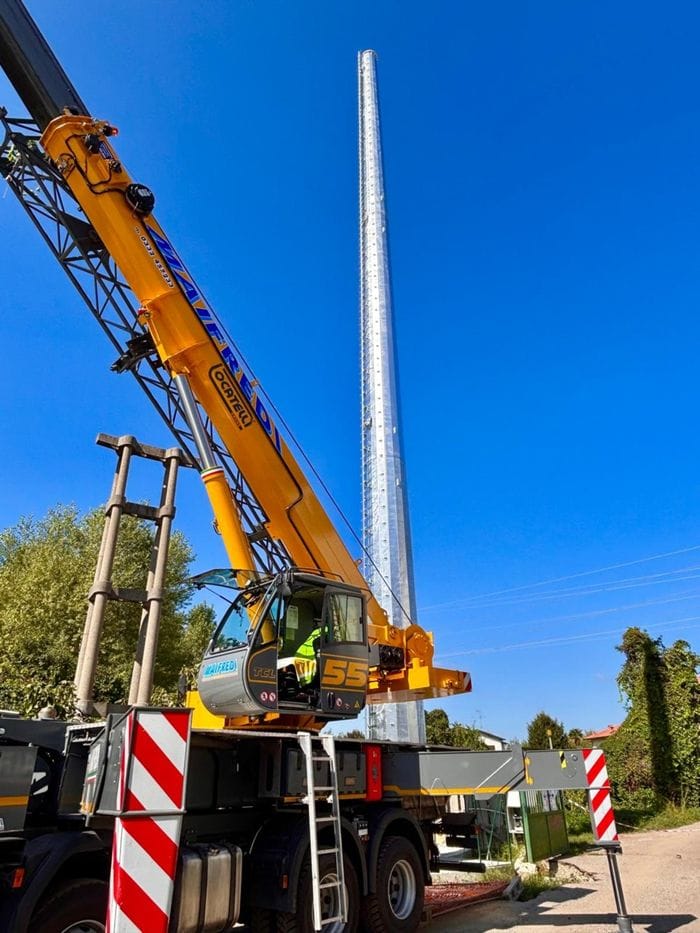 Installata l’antenna che il Comune ha provato, più volte, a bloccare