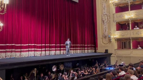La prima volta a tu per tu con l’opera per molti giovani comaschi