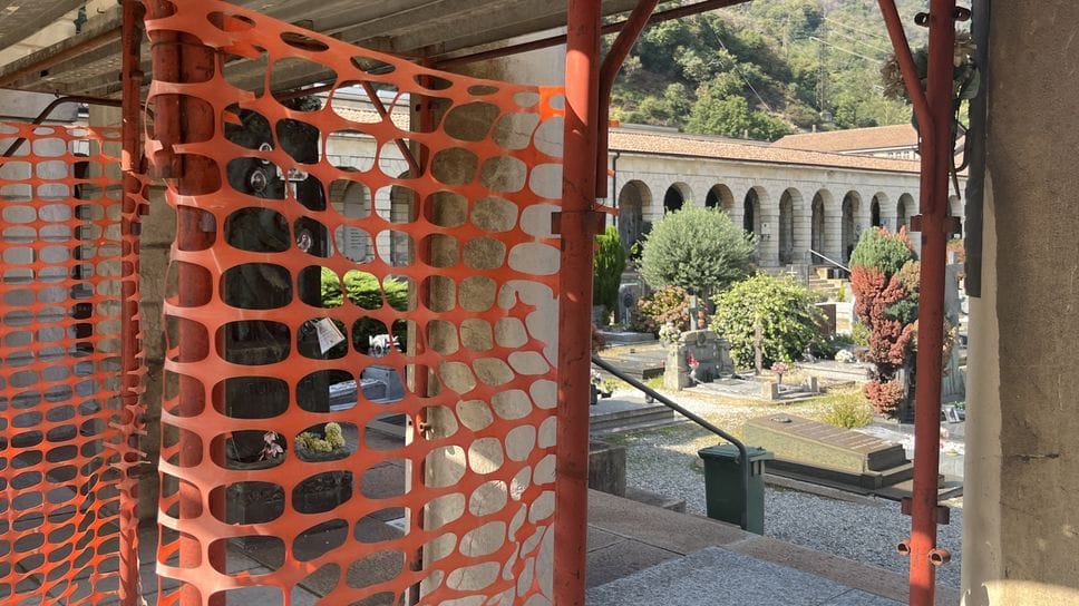 Tombe e transenne: viaggio dentro il Cimitero  Monumentale