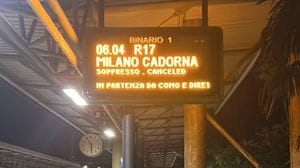 Furto di cavi di rame, caos sulla linea Como Lago - Milano Cadorna: treni soppressi 