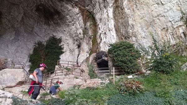 Buco del Piombo: ingresso sistemato dagli studenti dell’agraria San Vincenzo 