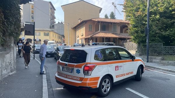 Cantù, scontro tra auto e moto, morto un ragazzo di 17 anni