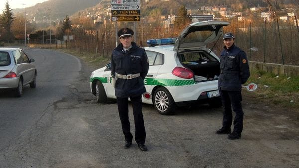 Rivoluzione alla polizia intercomunale. Tavernerio si stacca: «Andiamo da soli»