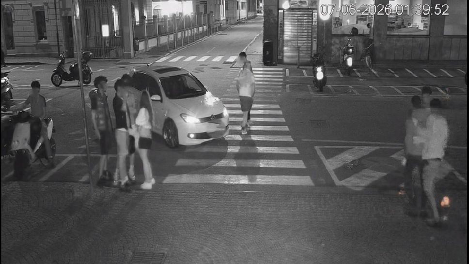 Accoltellamento di piazza Volta, chiesto il giudizio immediato per il giovane egiziano accusato di tentato omicidio